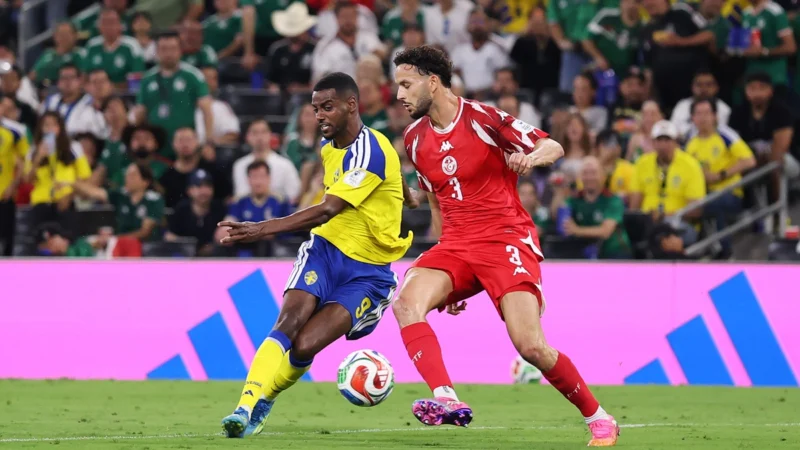Aleksander Isak convirtió en la vuelta de Suecia a la Copa Mundial de la FIFA