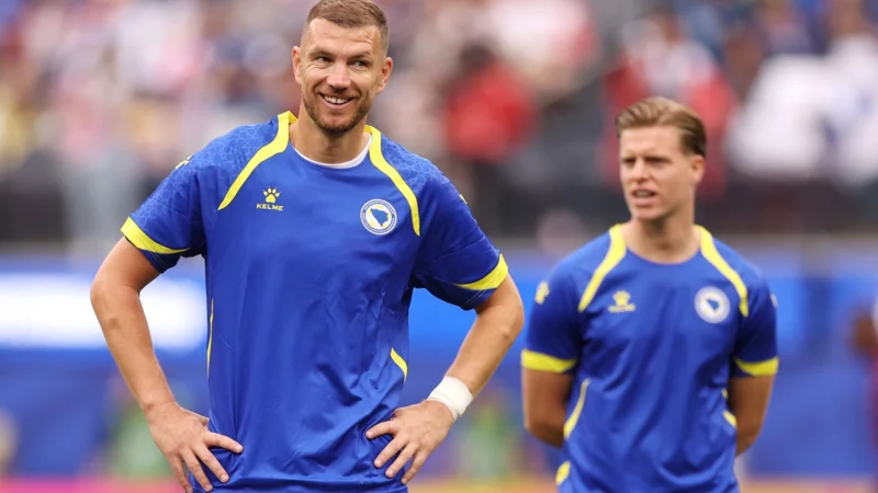Edin Dzeko juega hoy su partido 150 con Bosnia y Herzegovina