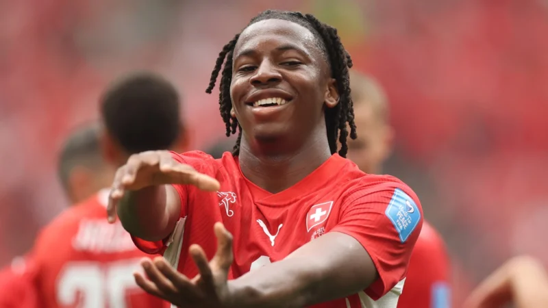 Manzambi sigue firme y lleva tres goles con Suiza en el Mundial