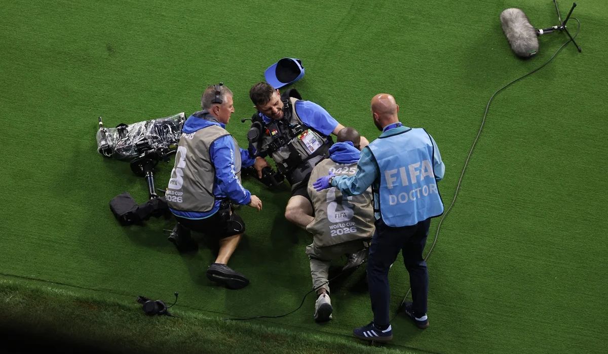 Khusanov intentó cerrar a Luis Díaz y terminó chocando contra un camarógrafo en pleno Mundial 2026