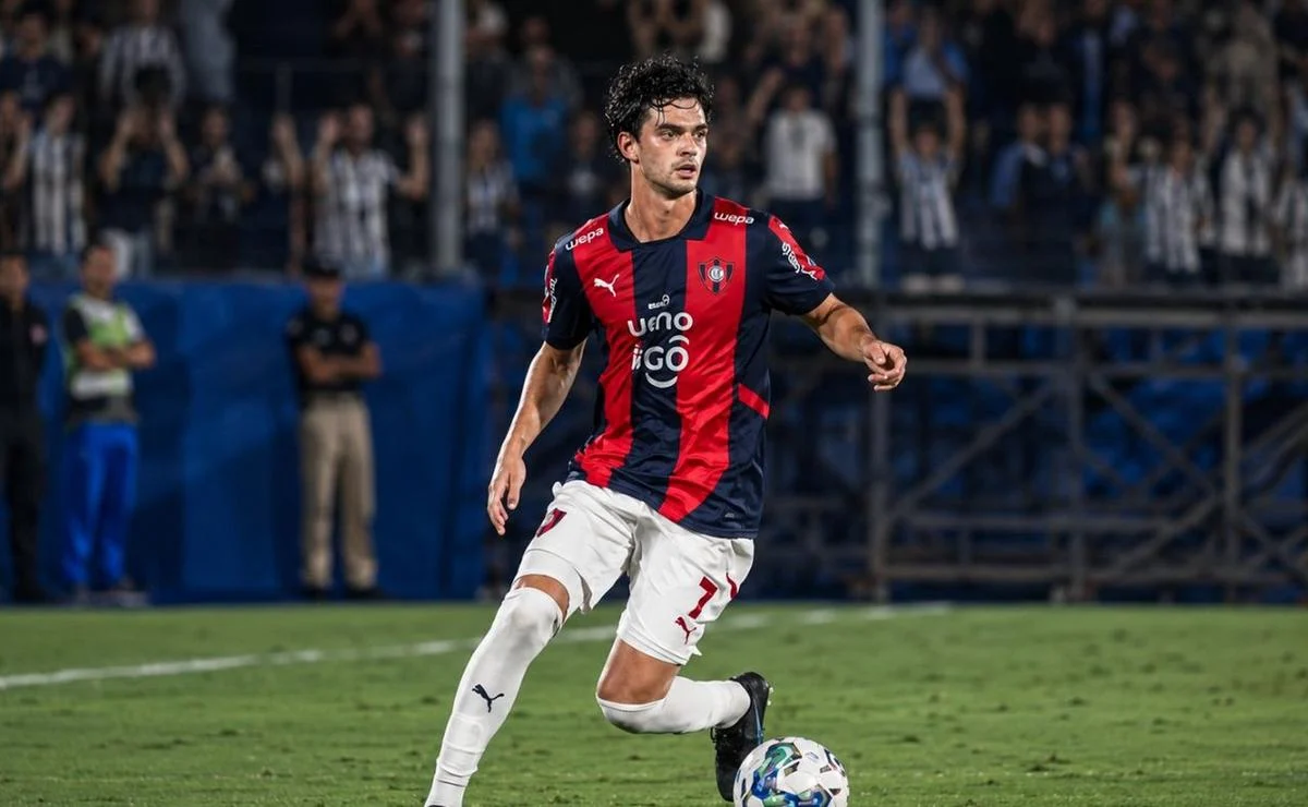 Alan Soñora vuelve al fútbol argentino y vestirá la camiseta de Newell´s