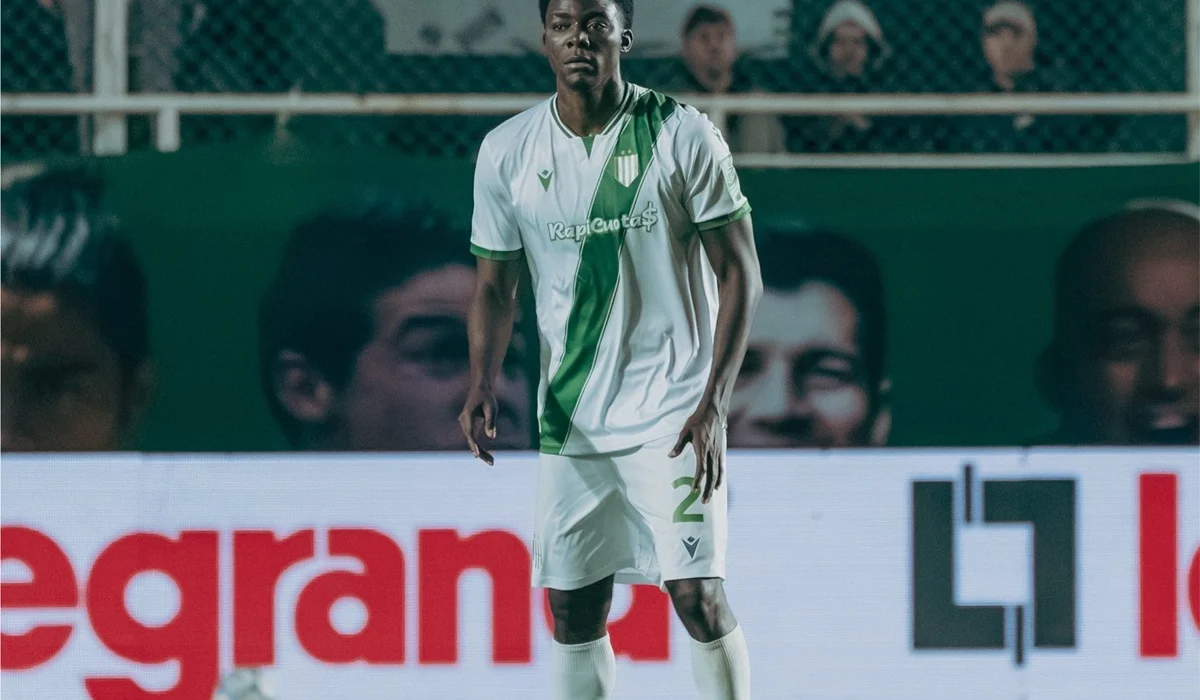 Danilo Arboleda rescindió y se fue de Banfield a San Lorenzo