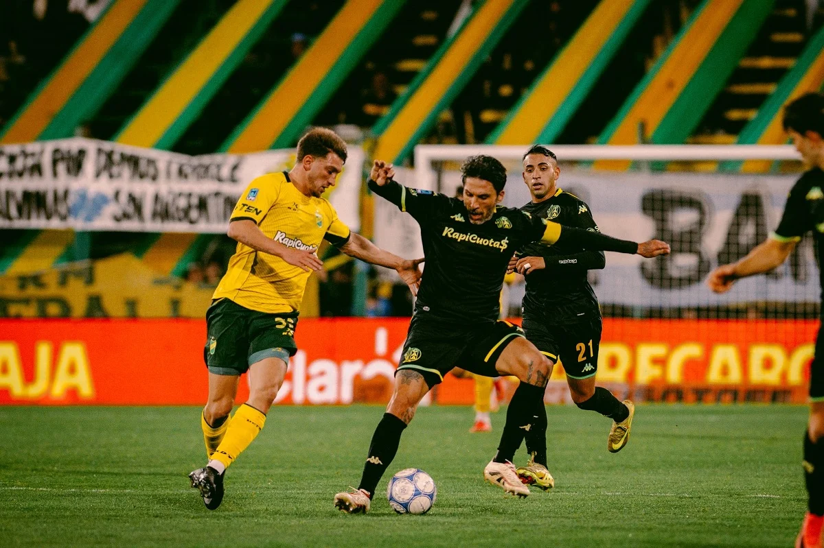 Defensa y Justicia y Aldosivi repartieron puntos en el debut