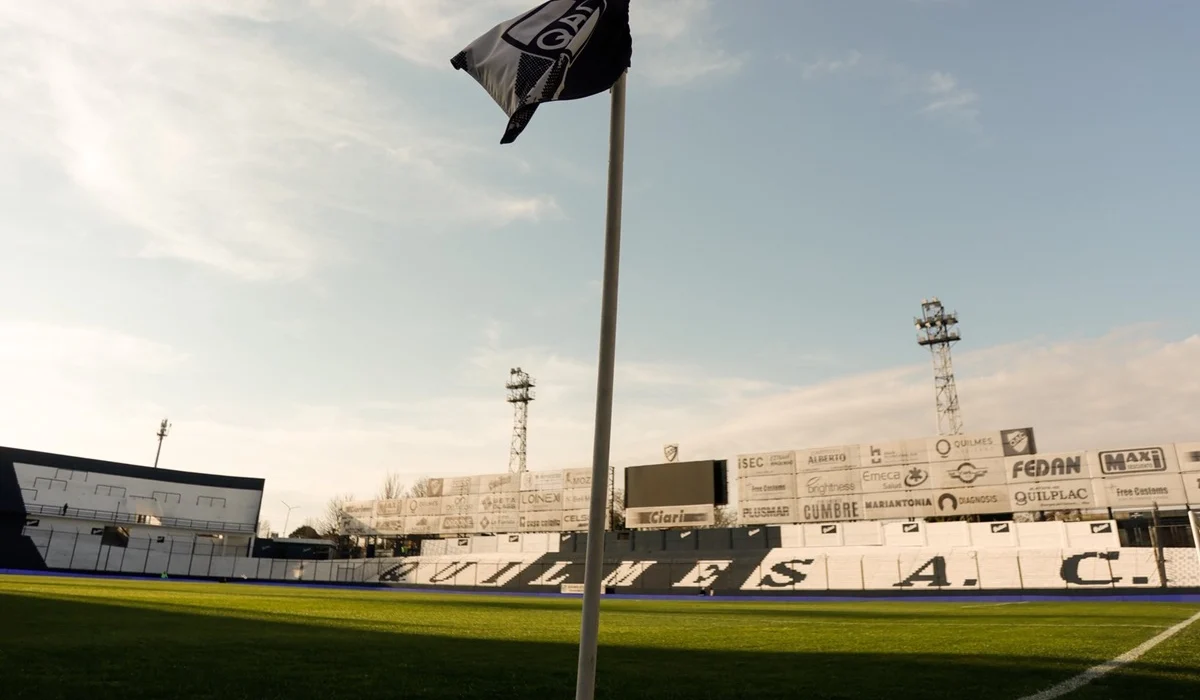 Formaciones confirmadas para Racing y Defensa y Justicia en Copa Argentina