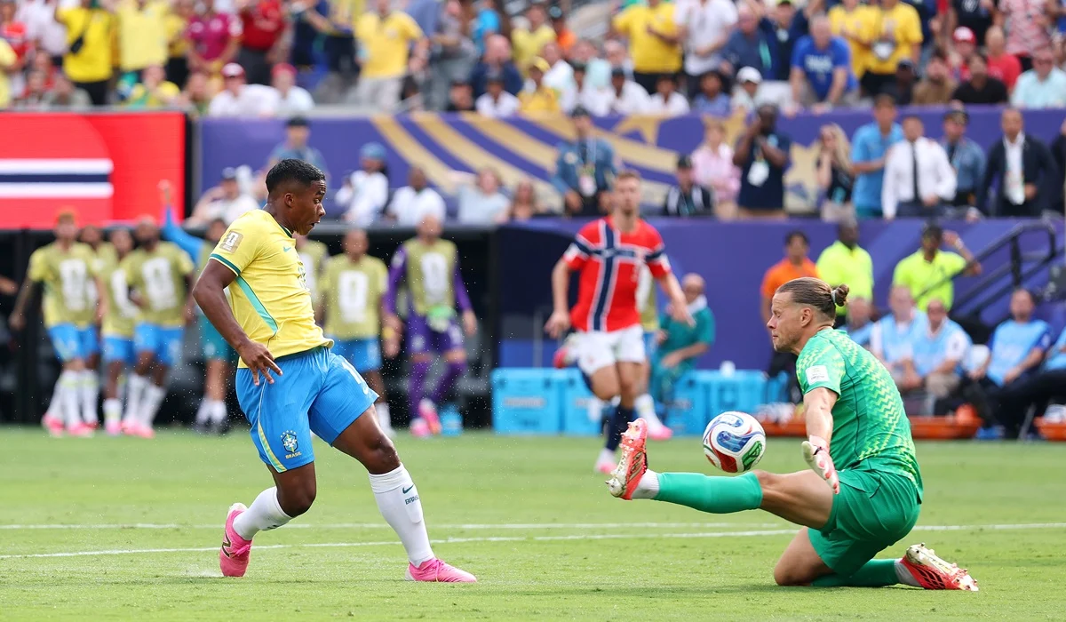 Insólito gol errado por Endrick en Brasil – Noruega