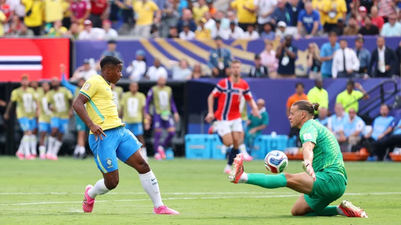 Insólito gol errado por Endrick en Brasil – Noruega