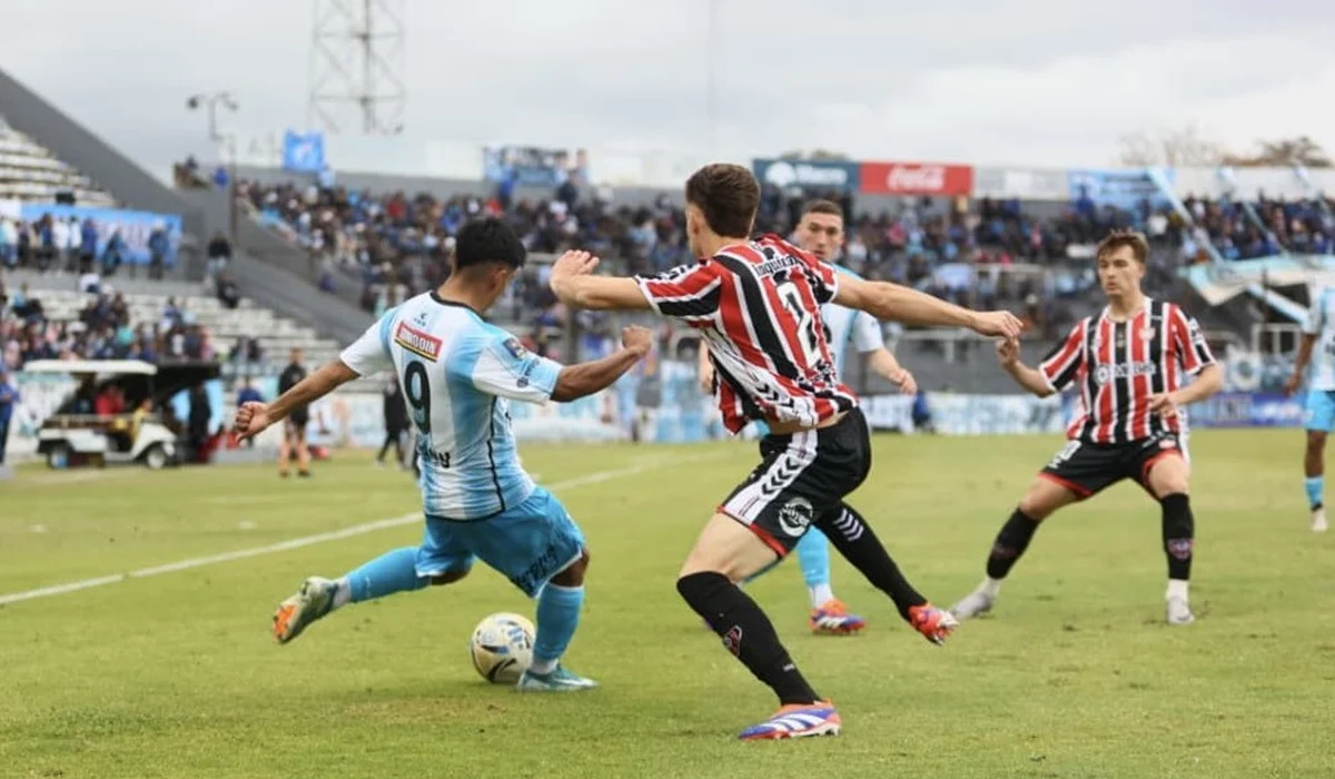 Chacarita le dio una mano a Atlanta y empató con Gimnasia de Jujuy