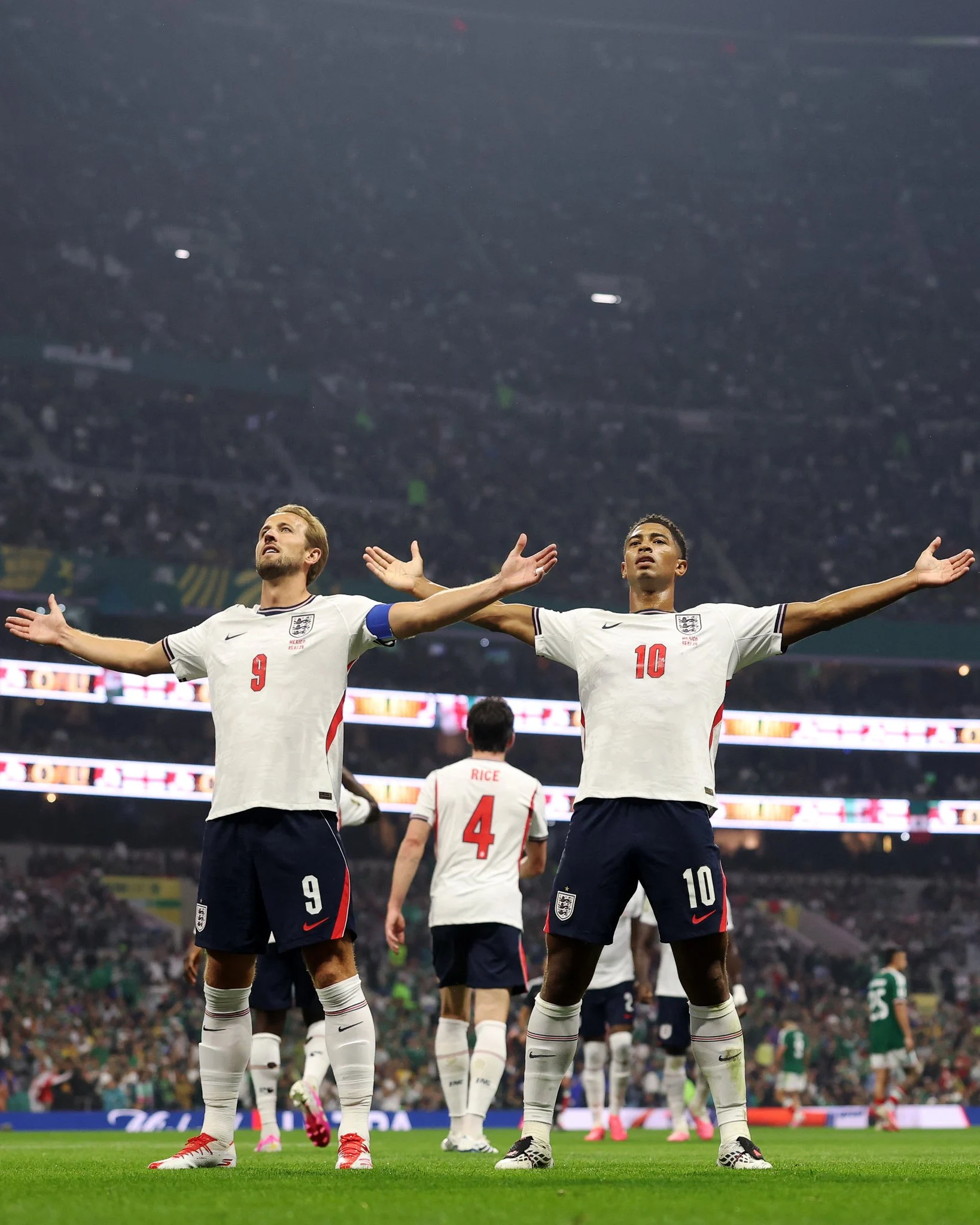 México no pudo con Inglaterra y perdió el invicto en Mundiales jugando en el Estadio Azteca