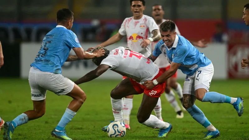 Sporting Cristal y Bragantino no se sacaron diferencias por la ida en Lima