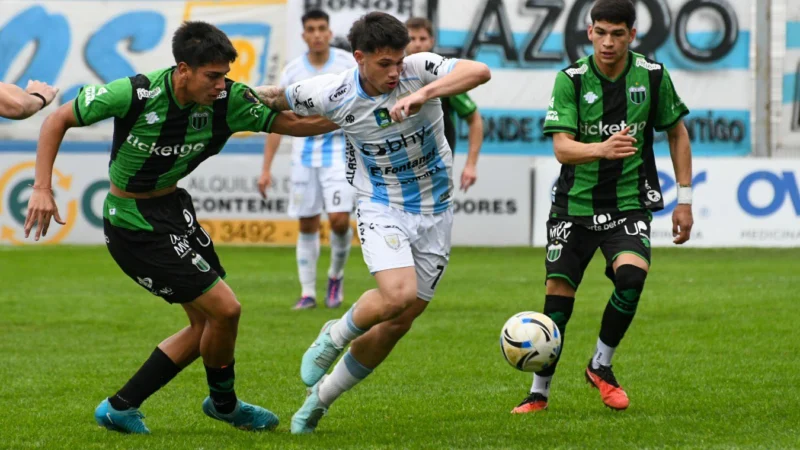 Rafaela ganó un duelo adverso a Nueva Chicago con uno menos en el Monumental