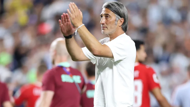 Murat Yakin, entrenador de Suiza: «No digo que favorecen a Argentina pero nos castigaron con un error arbitral»
