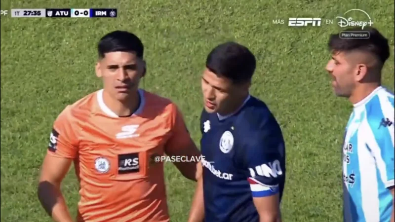 En Atlético Tucumán – Independiente Rivadavia se estrenó la pausa de hidratación con 25 grados y la Lepra estalló