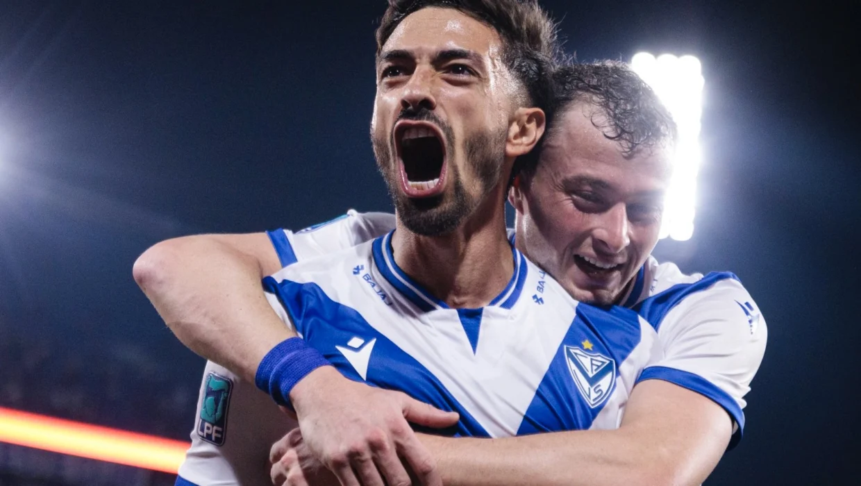 Vélez venció a Instituto en Liniers