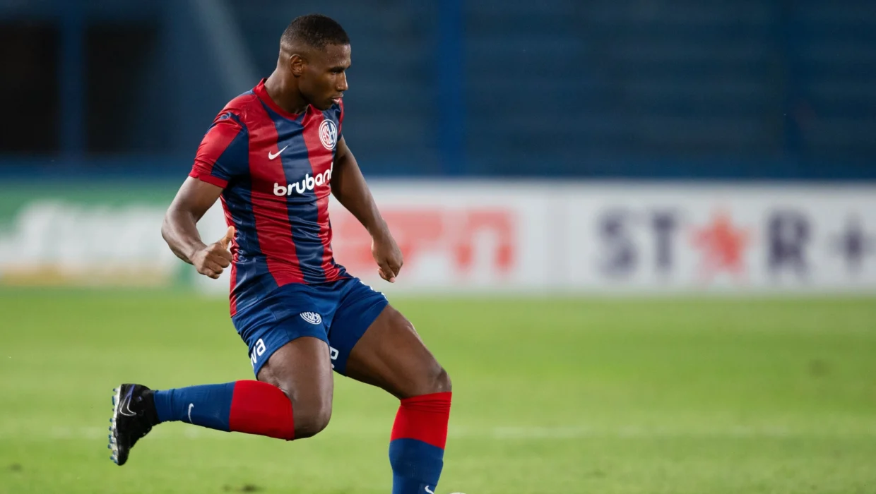 Jhohan Romaña deja San Lorenzo con destino a México