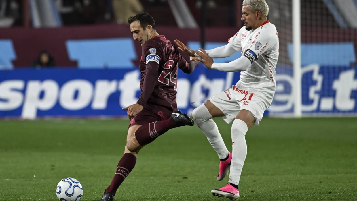 Lanús sacó una buena ventaja ante Cienciano en La Fortaleza