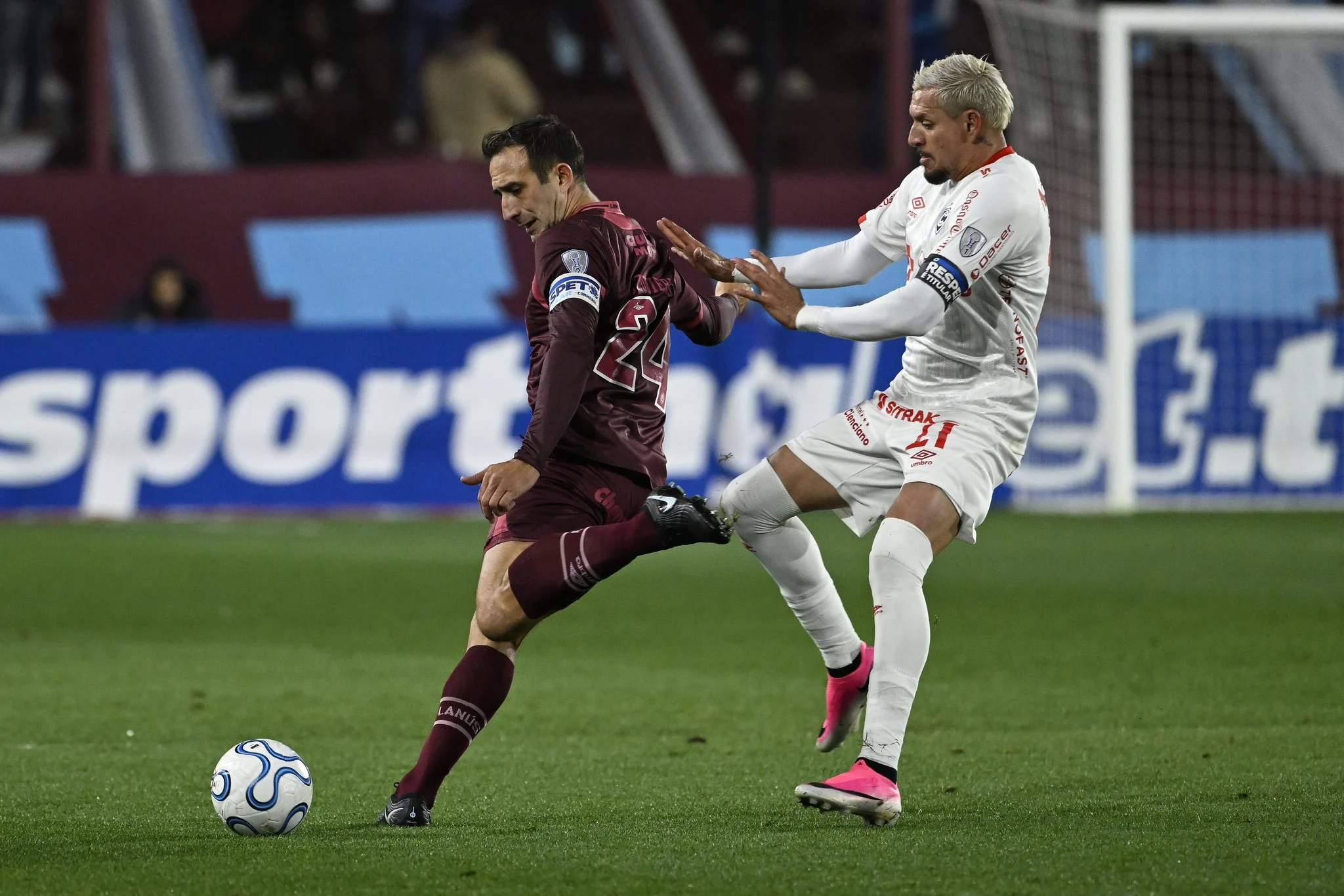 Lanús sacó una buena ventaja ante Cienciano en La Fortaleza