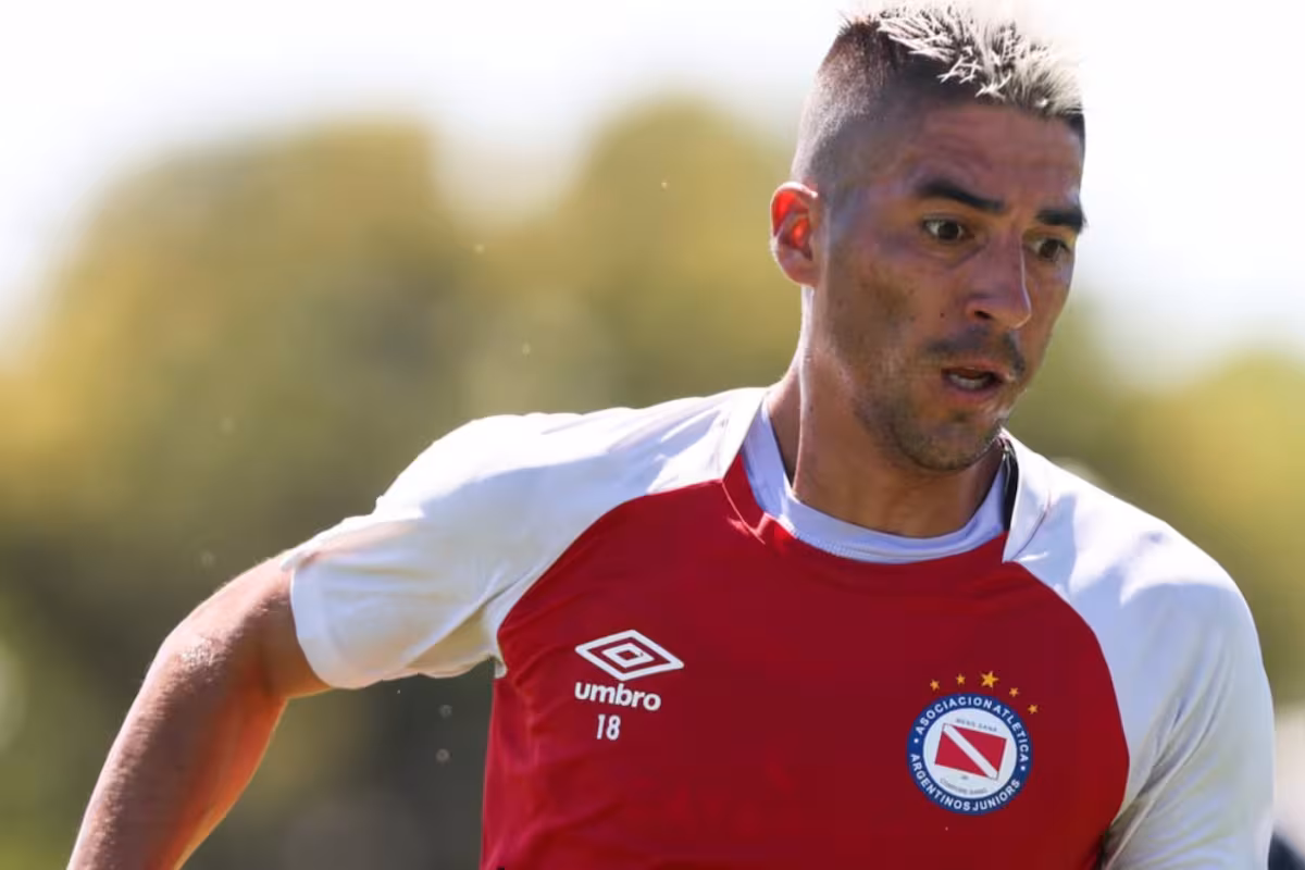 Leandro Fernández rescindió su contrato en Argentinos y volvió a Defensa y Justicia
