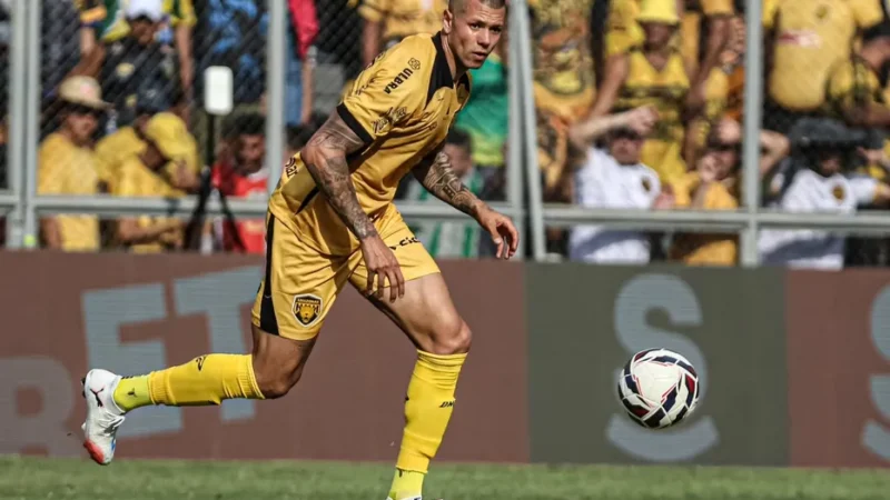 Una situación insolita en Brasil: El Amazonas FC comunicó la salida de Leonardo Coelho con un compilado de errores suyos