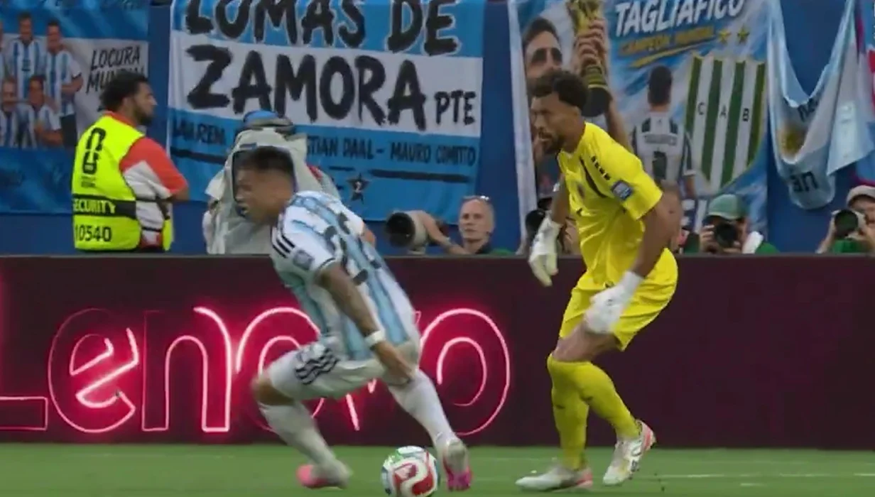 El lujo de Vozinha contra Lautaro Martínez en Argentina vs Cabo Verde