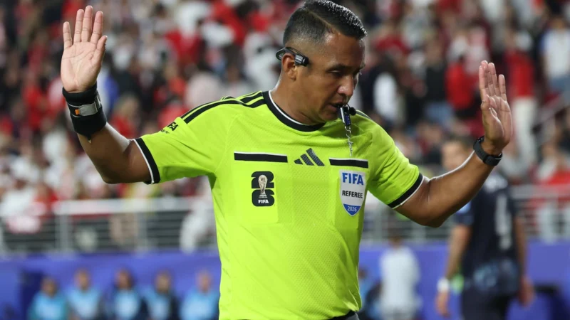 Iván Barton dirigirá la semifinal del Mundial 2026 entre Francia y España en Dallas