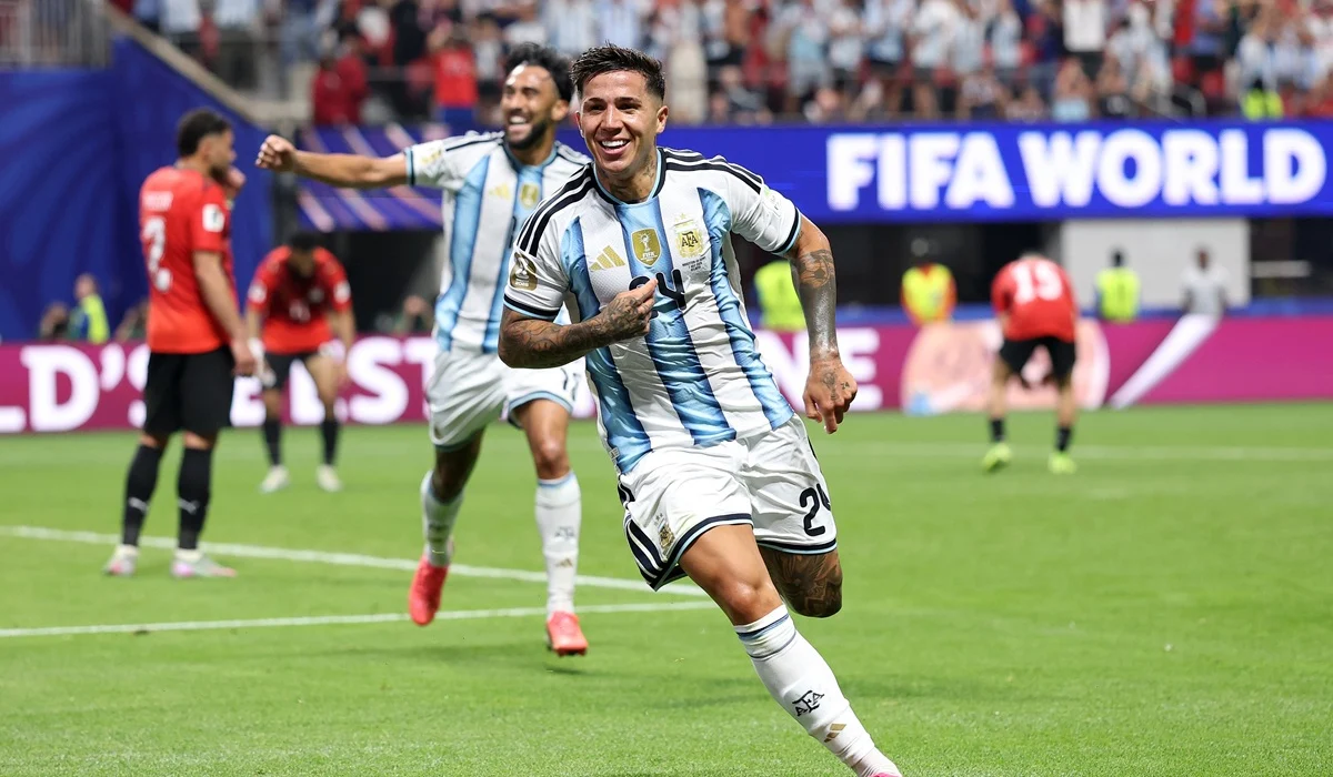 Enzo Fernández marcó para Argentina el gol 3000 en la historia de la Copa del Mundo