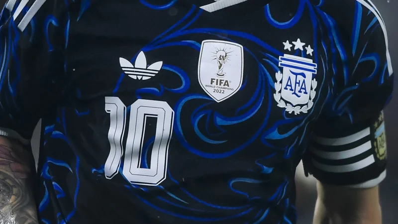 Argentina jugará con camiseta alternativa ante Inglaterra