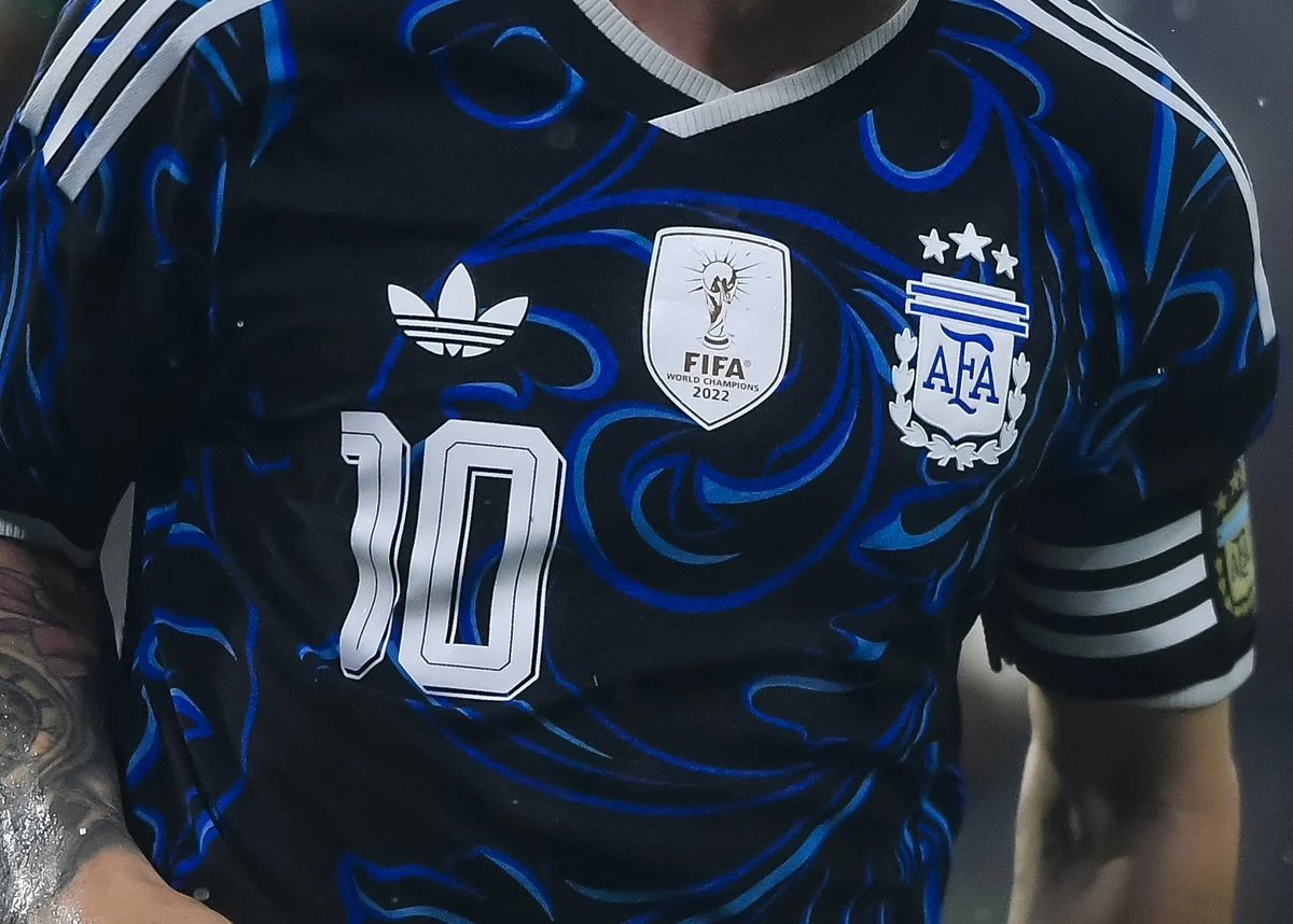 Argentina jugará con camiseta alternativa ante Inglaterra