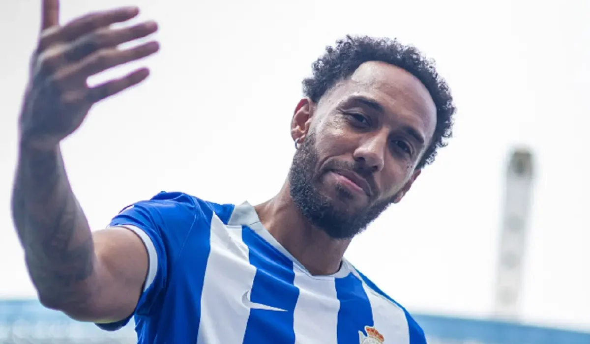 Aubameyang fue presentado en Deportivo La Coruña: «Vengo a hacer goles y ganar partidos»