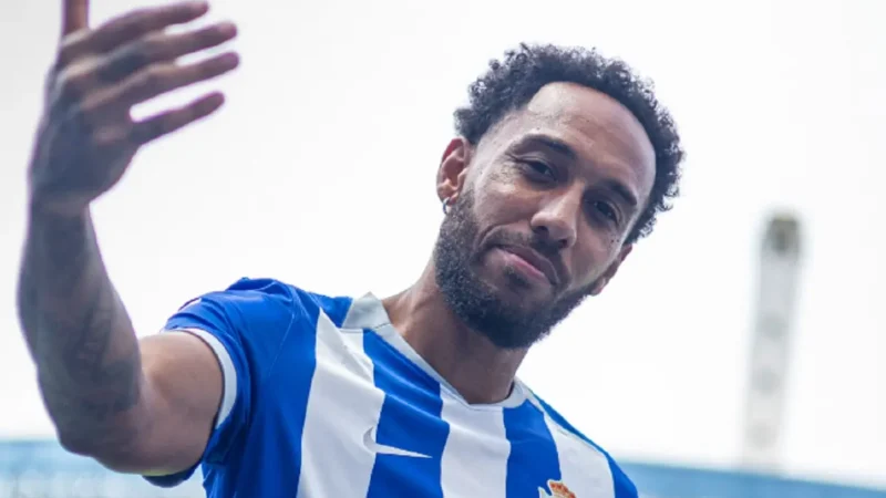 Aubameyang fue presentado en Deportivo La Coruña: «Vengo a hacer goles y ganar partidos»