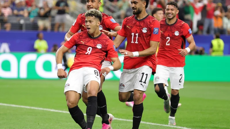 Egipto abrió la cuenta ante Australia con gol de Emam Ashour