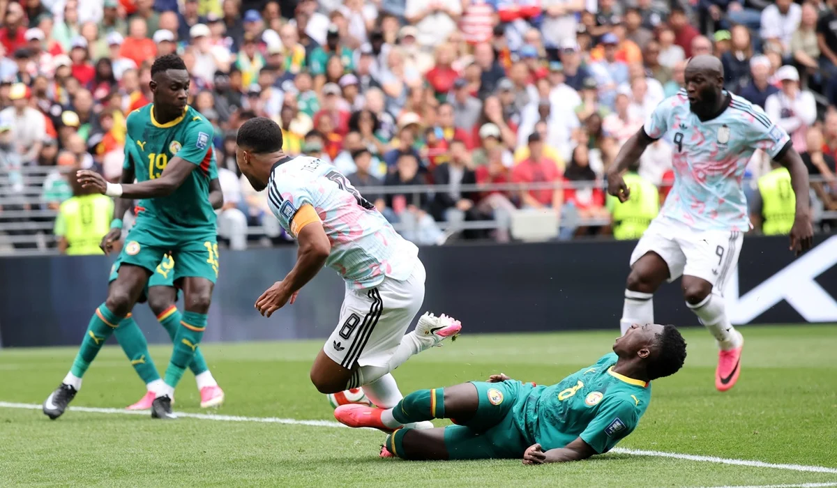 Polémico penal en la prórroga de Bélgica vs Senegal: gol de Youri Tielemans