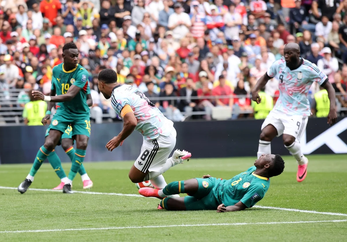 Polémico penal en la prórroga de Bélgica vs Senegal: gol de Youri Tielemans