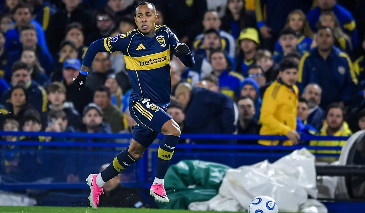 Sebastián Villa recibió silbidos del público de Boca en su vuelta a la Bombonera
