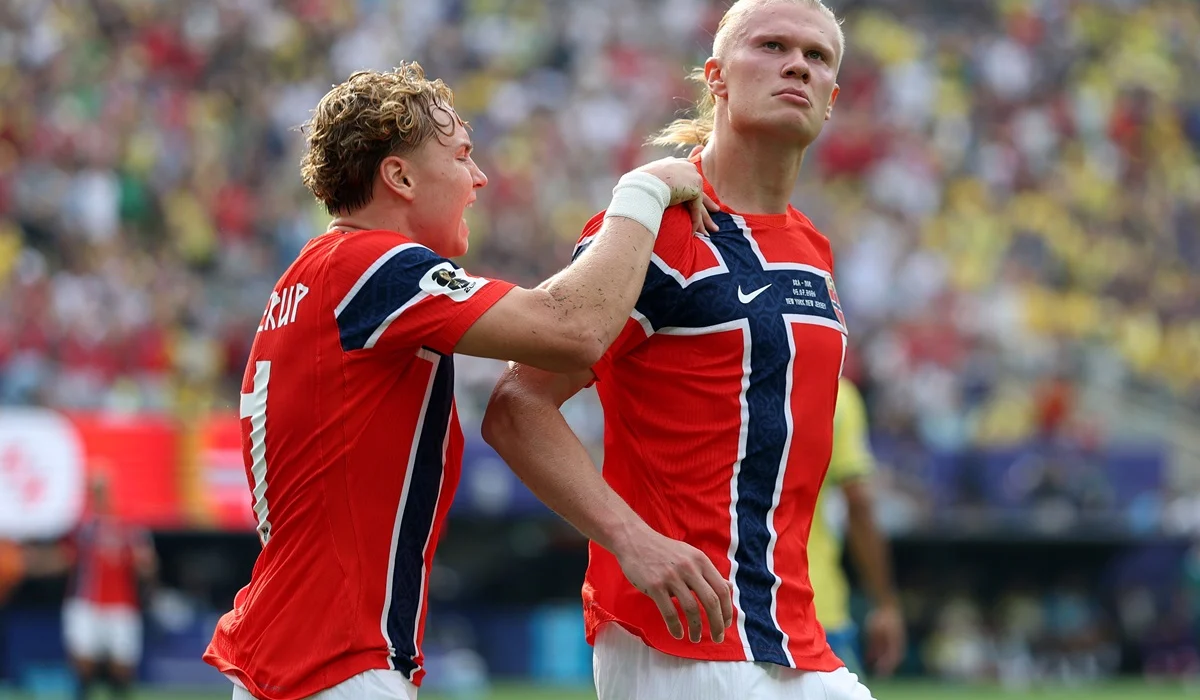 Impresionante cabezazo de Erling Haaland para que Noruega se imponga a Brasil