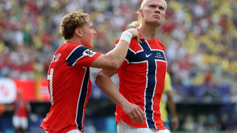 Impresionante cabezazo de Erling Haaland para que Noruega se imponga a Brasil