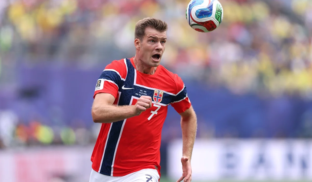 Alexander Sorloth recibió amenazas tras la eliminación de Noruega