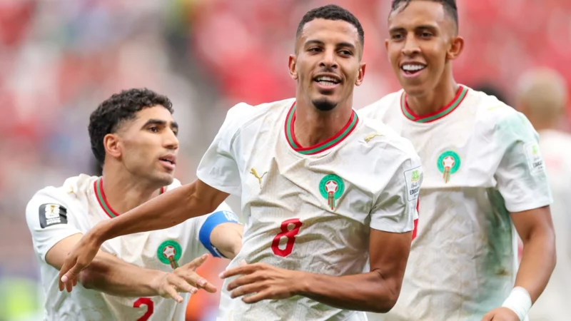 Marruecos abrió la cuenta ante Canadá con gol de Ounahi