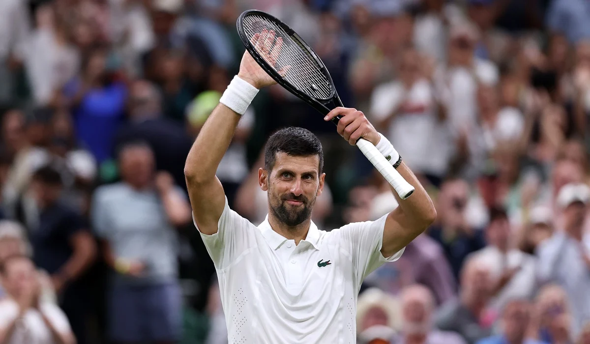 Djokovic barrió a Tsitsipas y avanzó a tercera ronda en Wimbledon