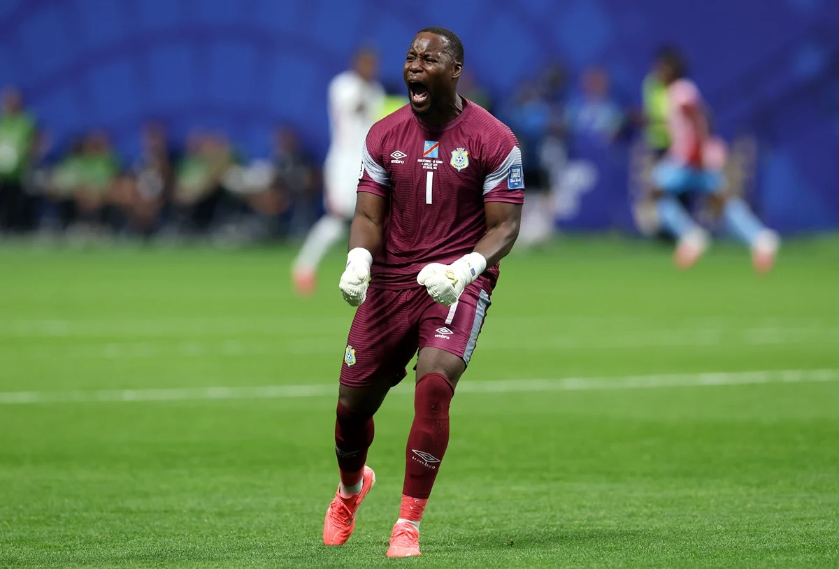Mpasi es la figura de Congo ante Inglaterra en el primer tiempo