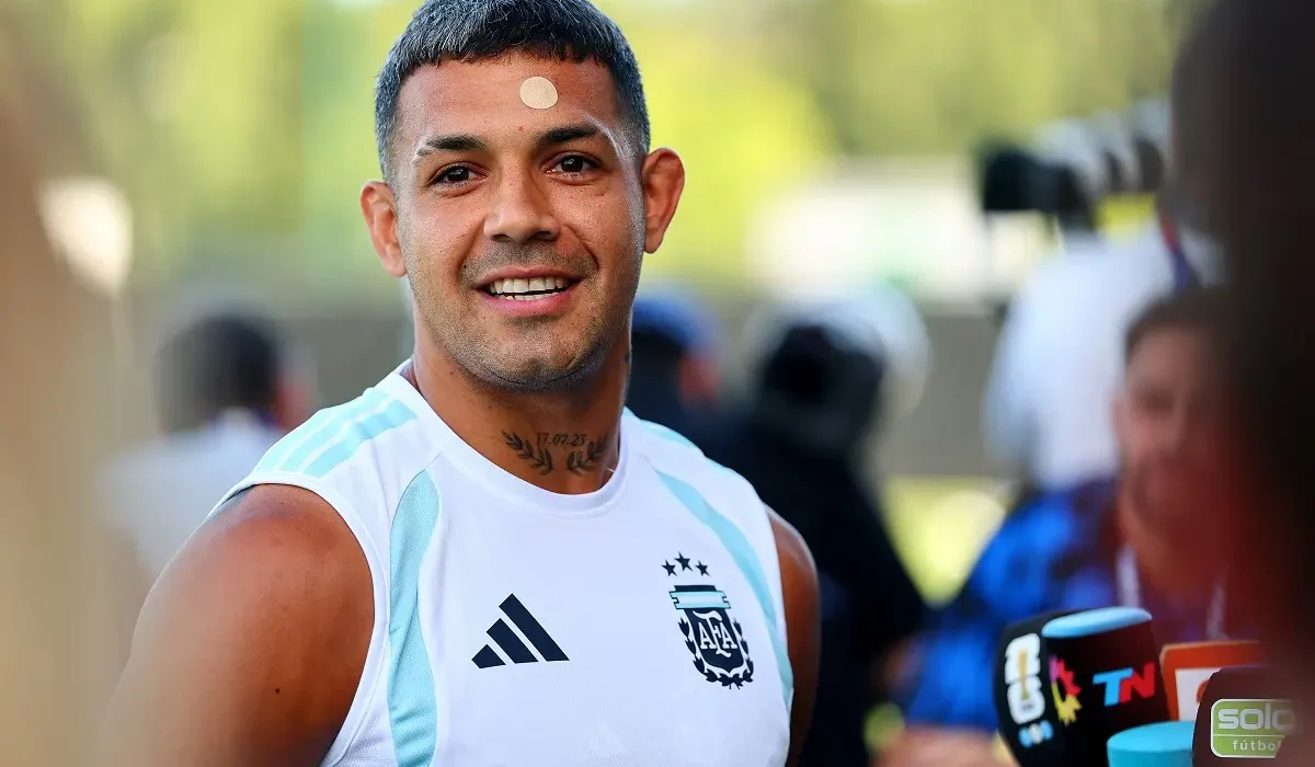 Facundo Medina regresó a su barrio tras el Mundial y fue contundente: «No crean boludeces»