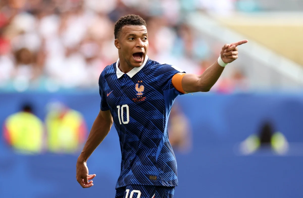 Kylian Mbappé fue goleador por segunda vez consecutiva de un Mundial