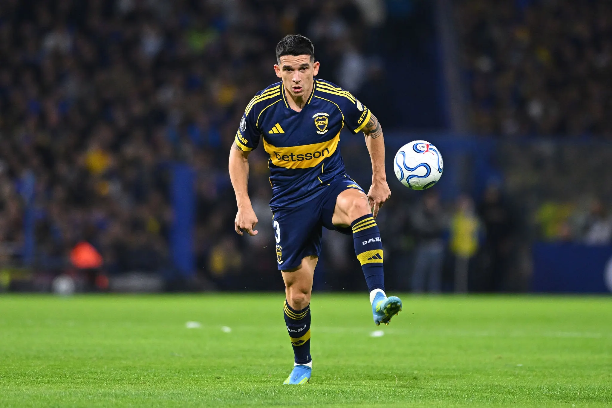 Lautaro Blanco anotó el primer gol del semestre en Boca