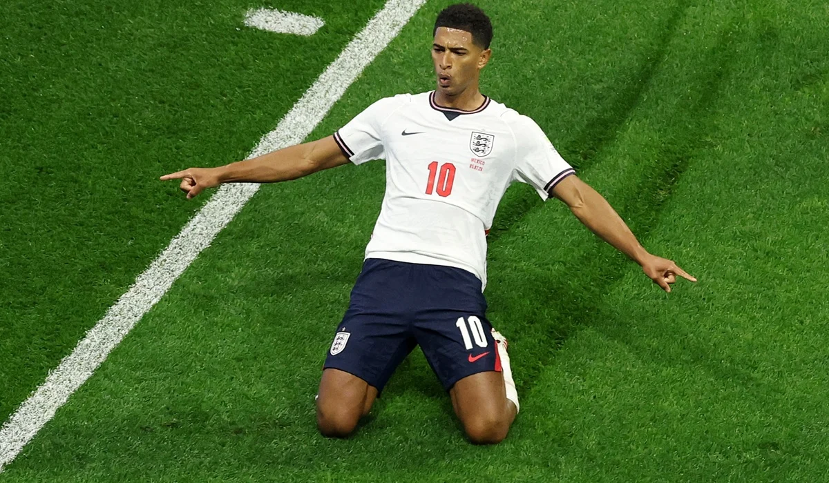 Bellingham arrasó con el Azteca marcando doblete en dos minutos para Inglaterra ante México