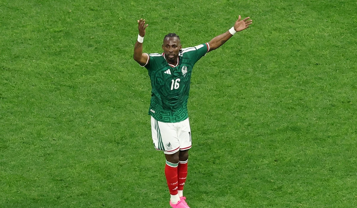 Julián Quiñones alcanzó a Chicharito y Luis Hernández como máximo goleador mexicano en Mundiales
