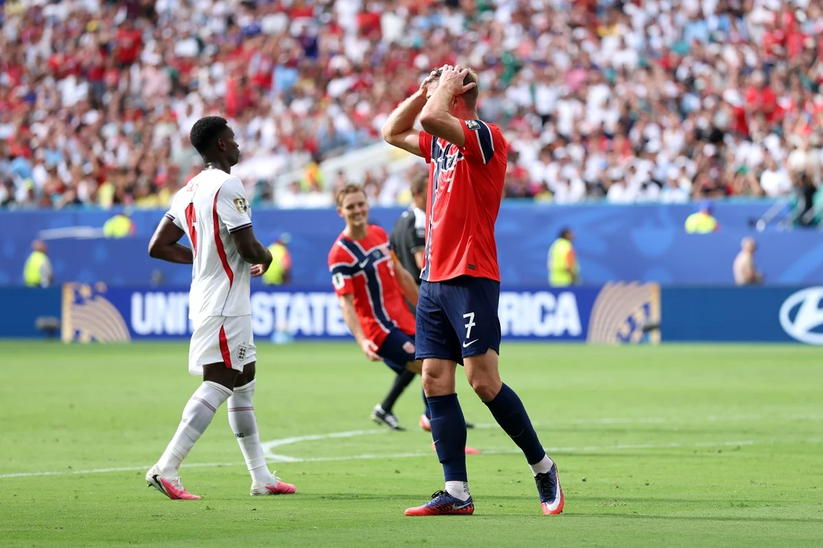 Sorloth fue egoísta y Noruega podría pagarlo caro con Inglaterra