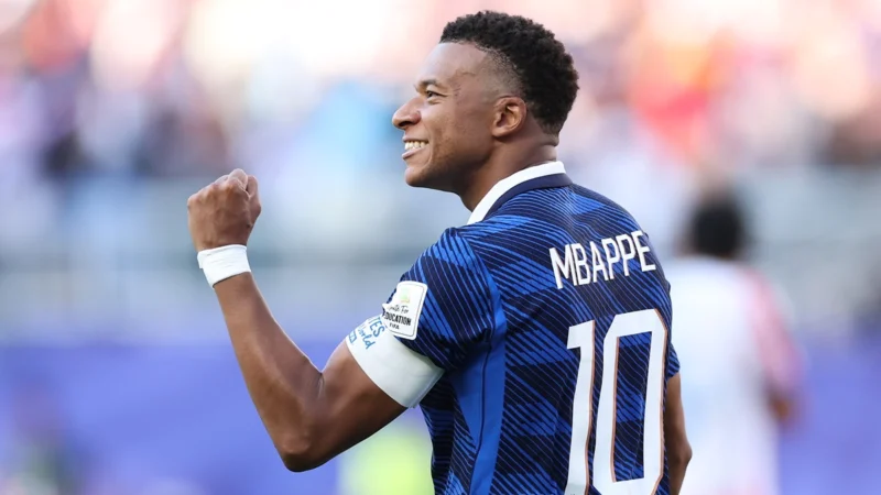 Kylian Mbappé lleva 19 goles en 19 partidos por Mundiales y busca el récord de Messi