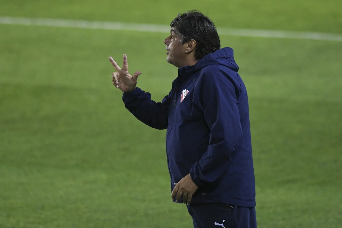 Dolor en Independiente y San Lorenzo por el fallecimiento del entrenador Fernando Berón