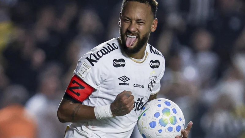 Neymar volvió al Santos con doblete y festejo especial ante Chapecoense