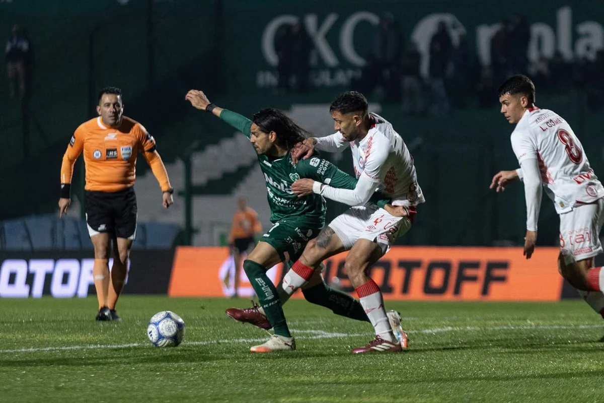 Argentinos debutó en el Clausura 2026 con triunfazo por 3-2 sobre Sarmiento en Junín