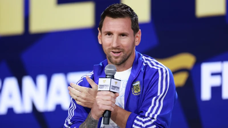 Only in America: Messi, Djokovic y Tom Brady juntos en un confuso evento FIFA antes del Argentina vs España